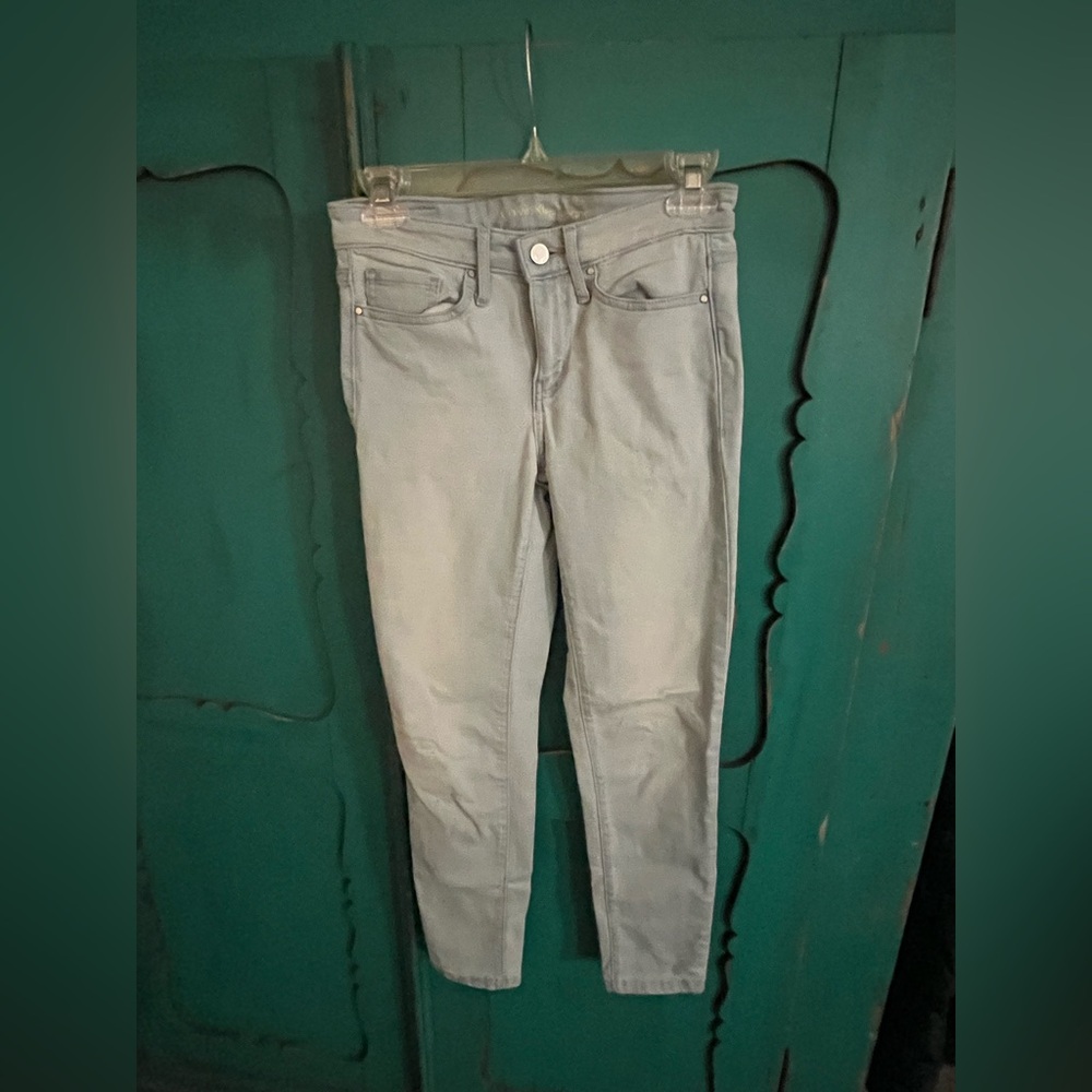 Calvin Klein Ankle Skinny Cropped Jean Light Wash Size 4